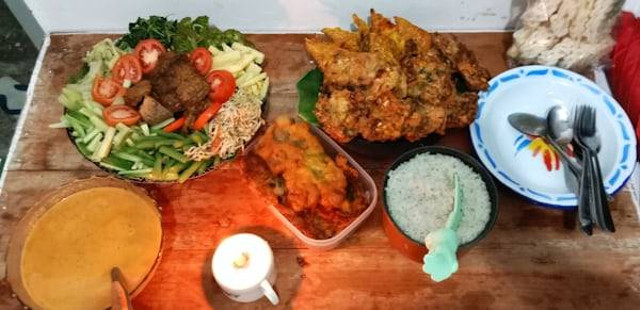 Rumah Makan Kartika: Flavors That Stir the Soul in Cilacap's Heart